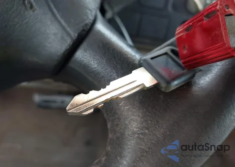 1996 Chevrolet Gmt-400 C1500 from USA, damaged, VIN 1GCEC19R1TE189933